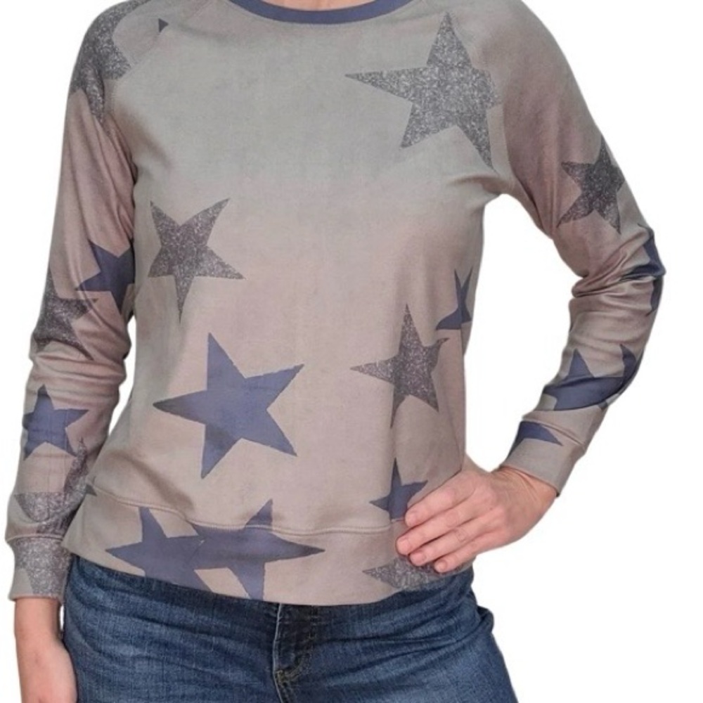 David Cline Gray and Blue Star Top